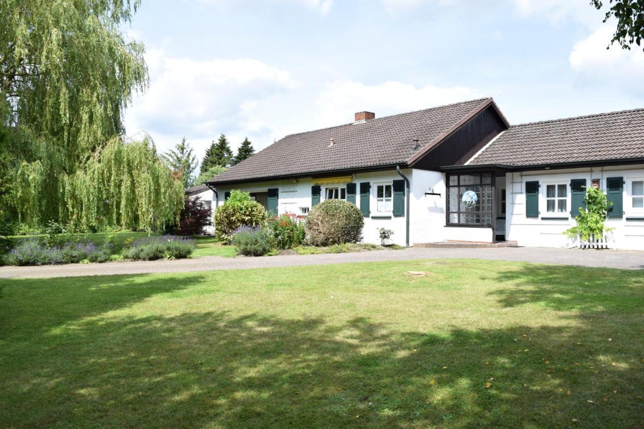 Landhaus Hideaway Mit Aussenpool, Sauna Und Kamin Bosau Extérieur photo
