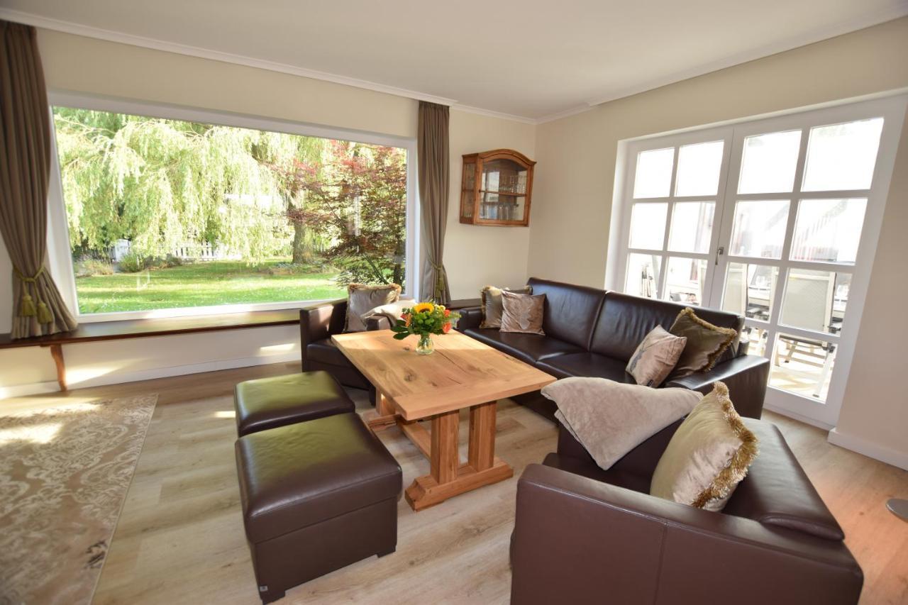 Landhaus Hideaway Mit Aussenpool, Sauna Und Kamin Bosau Extérieur photo